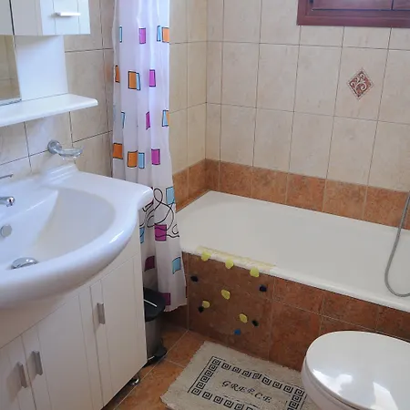 Apartment Toula's Sidárion