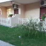 Апартаменты Toula's *